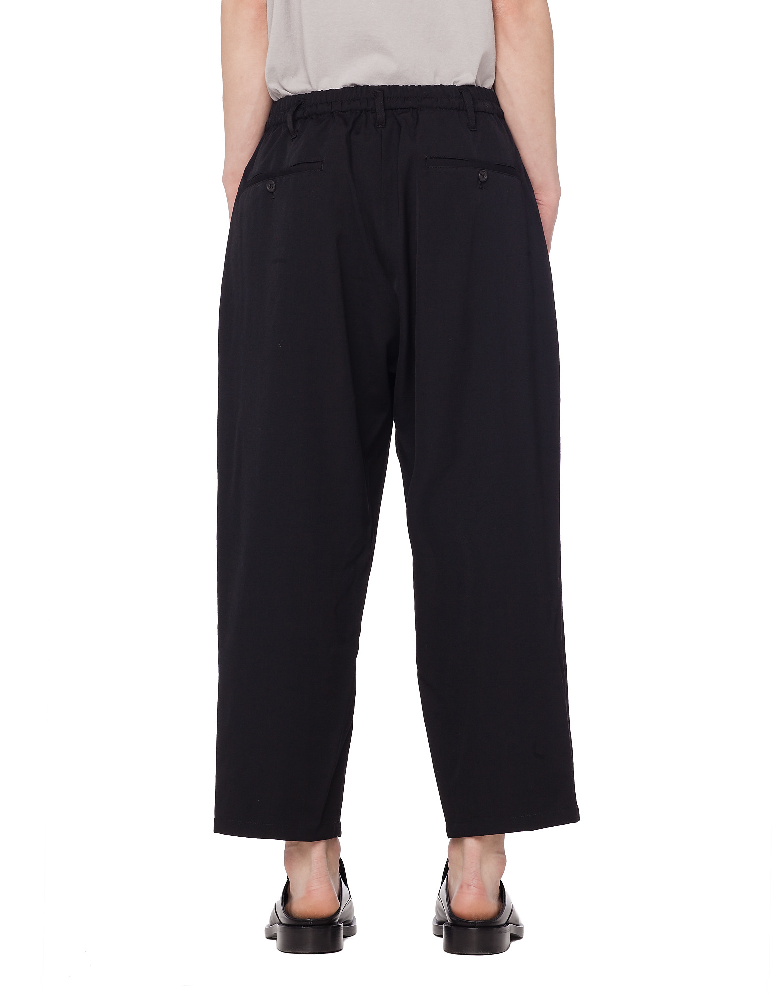 Buy Yohji Yamamoto men black rayon trousers for $530 online on SVMOSCOW